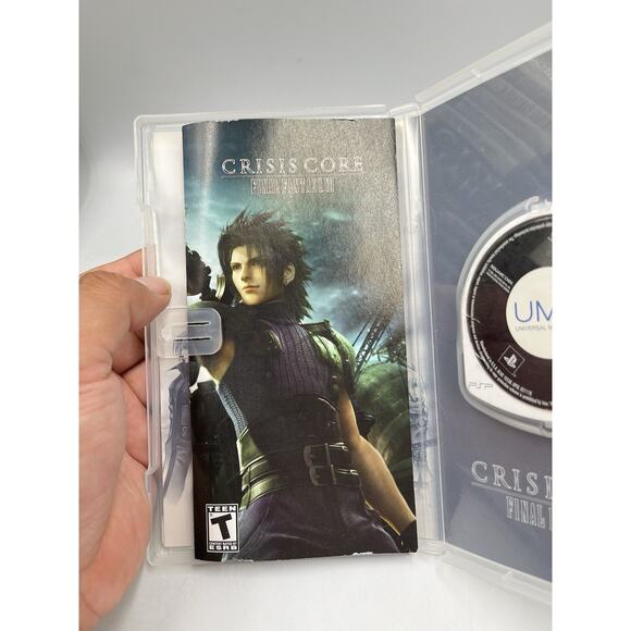 Crisis Core: Final Fantasy VII (Sony PSP, 2008) CIB - Complete - Picture 4 of 8